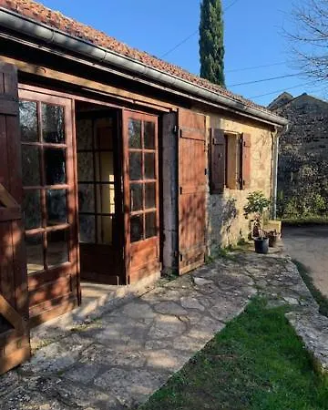 A L'Oree Des Vignes Sauveterre-la-Lémance Buitenkant foto