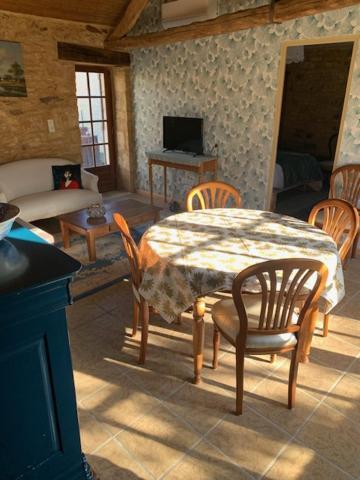Holiday home A L'oree Des Vignes